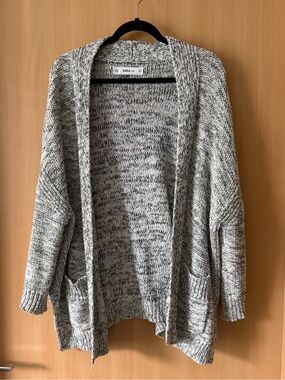 ZARA Marled Gray Knit Grandpa Cardigan